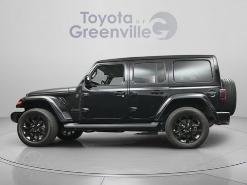 Used 2023 Jeep Wrangler Unlimited Sahara image 5