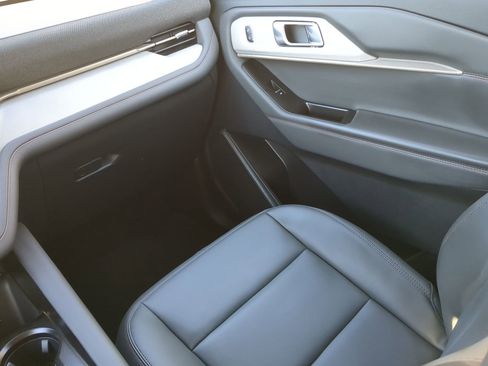 New 2026 Ford Explorer Active w/ Active Comfort Package image 50