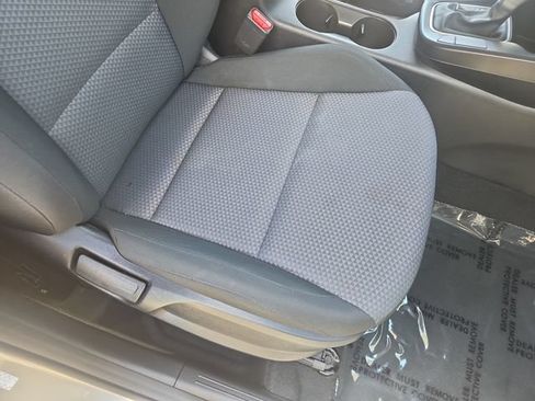 Used 2025 Kia Soul LX w/ LX Technology Package FWD image 29