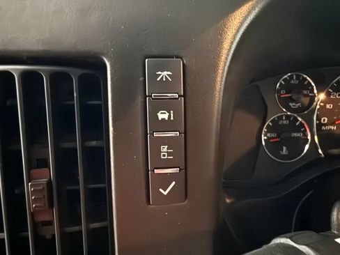 Used 2014 GMC Savana 3500 LT w/ LT Preferred Equipment Group RWD image 31