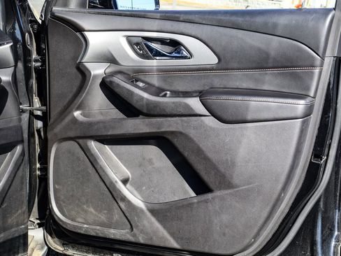 Used 2019 Chevrolet Traverse LT image 40