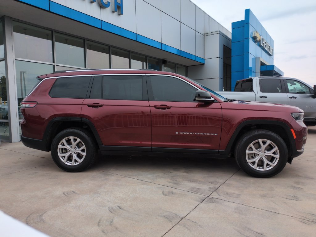Used 2022 Jeep Grand Cherokee L Limited w/ Trailer Tow Group (B) AWD/4WD image 6
