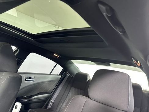 Used 2023 Dodge Charger SXT w/ Blacktop Package image 11