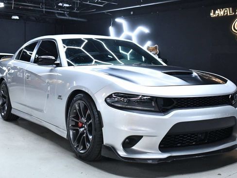 Used 2023 Dodge Charger Scat Pack w/ Harman/Kardon Audio Group image 2