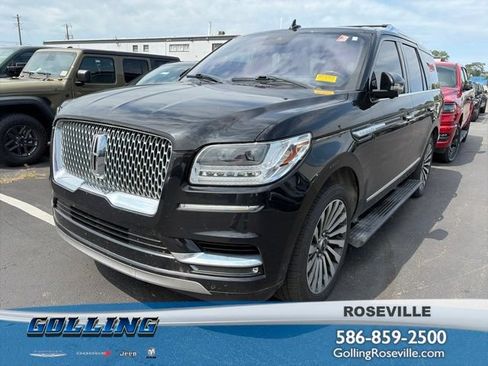 Used 2018 Lincoln Navigator Reserve w/ Technology Package AWD/4WD image 1