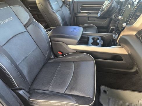 Certified 2022 RAM 2500 Laramie image 15