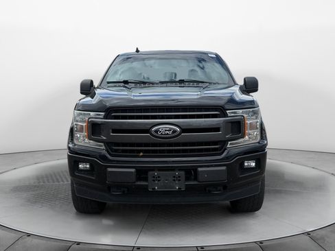 Used 2018 Ford F150 XLT w/ Equipment Group 302A Luxury AWD/4WD image 7