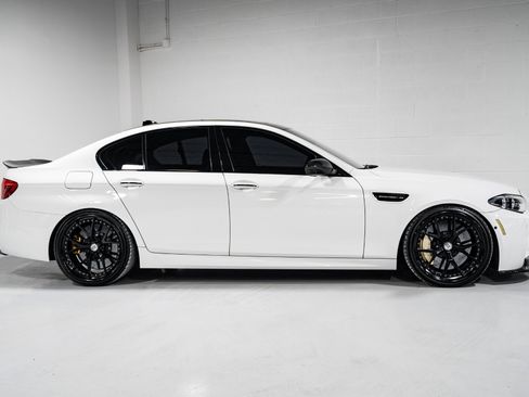 Used 2014 BMW M5 RWD image 2