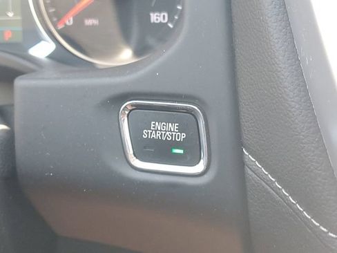 Certified 2023 GMC Acadia SLE w/ Driver Convenience Package FWD image 25