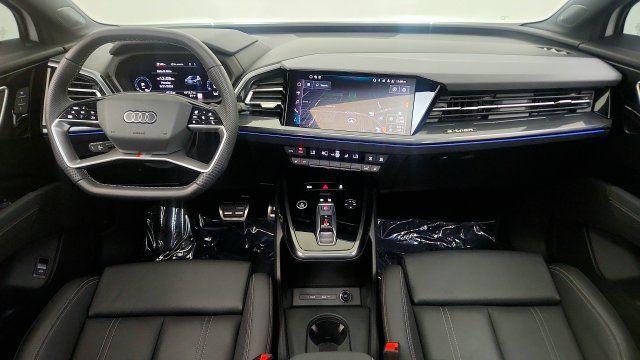 Used 2025 Audi Q4 e-tron Premium Plus w/ Premium Plus AWD/4WD image 51