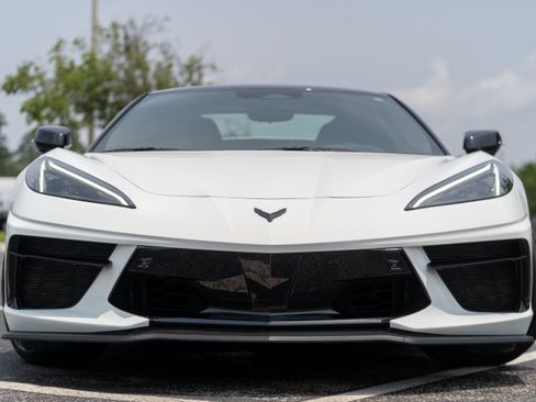 Used 2025 Chevrolet Corvette Stingray Preferred Conv w/ Z51 Performance Package RWD image 38