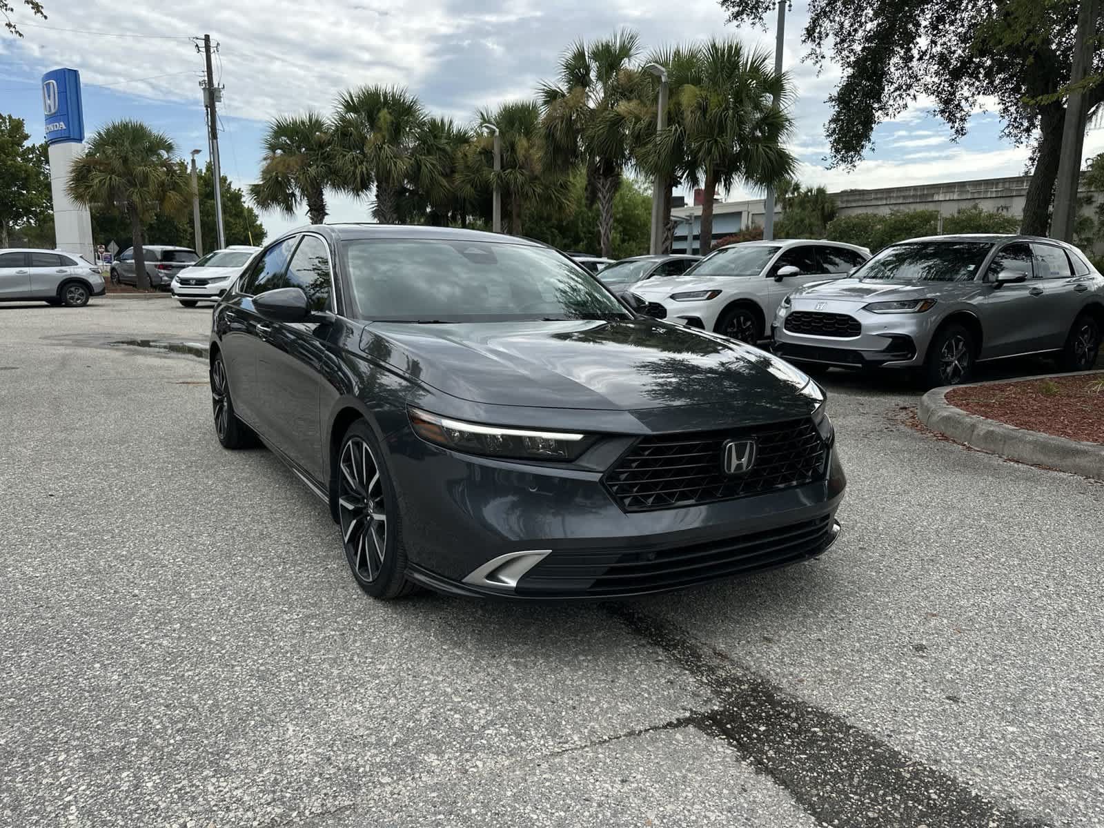 Used 2023 Honda Accord Touring image 8