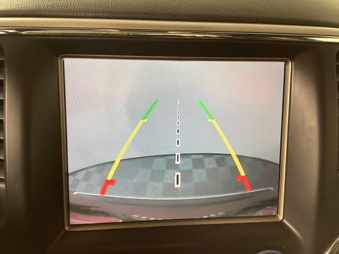 Used 2015 Jeep Grand Cherokee Summit w/ Platinum Series Group image 19