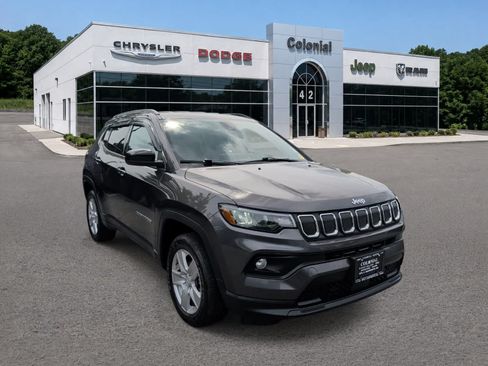 Used 2022 Jeep Compass Latitude w/ Convenience Group AWD/4WD image 8