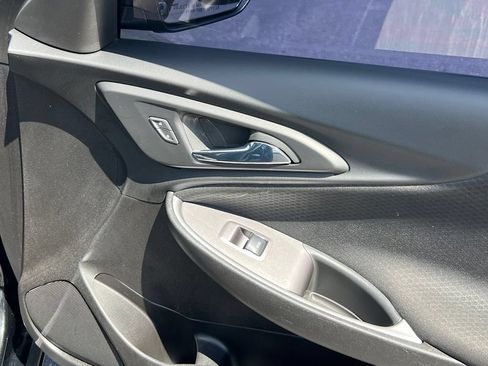 Used 2022 Chevrolet Malibu LS FWD image 17