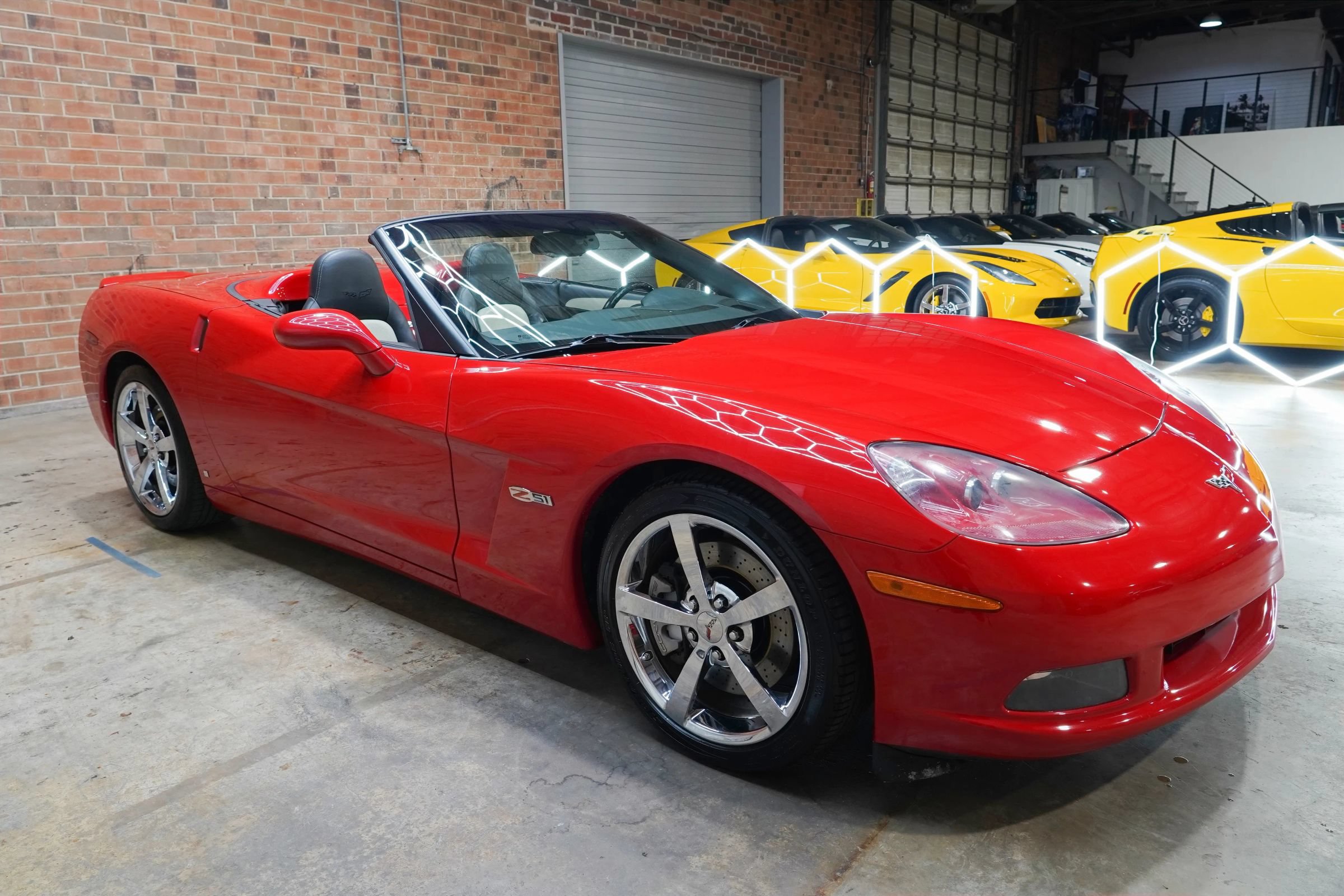 Used 2008 Chevrolet Corvette Convertible w/ Preferred Equipment Group RWD image 32