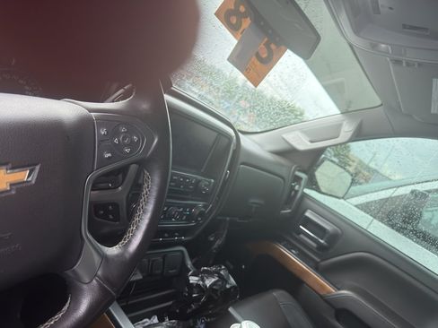 Used 2017 Chevrolet Silverado 1500 LTZ w/ Sport Package AWD/4WD image 6