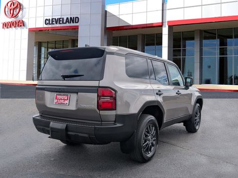 Used 2025 Toyota Land Cruiser 1958 image 7