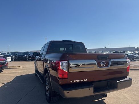 Used 2017 Nissan Titan Platinum Reserve image 12