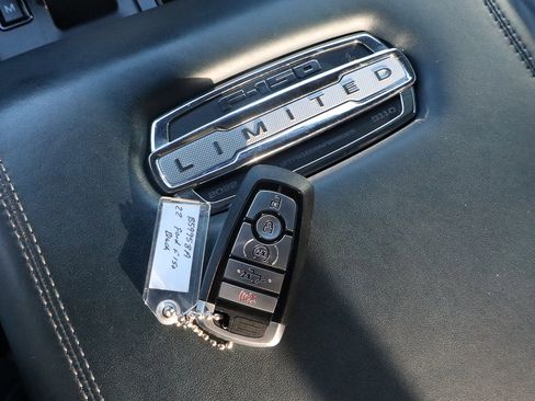 Used 2022 Ford F150 Limited image 47