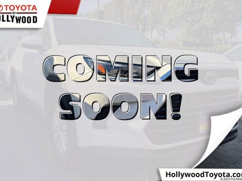 Used 2024 Toyota Grand Highlander AWD image 1