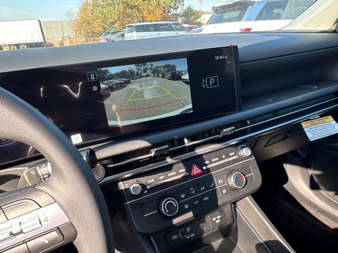 New 2026 Hyundai Tucson SE image 19