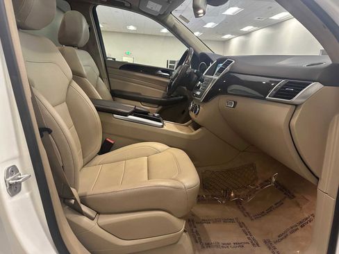 Used 2015 Mercedes-Benz ML 350 4MATIC image 29