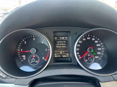 Used 2013 Volkswagen Golf TDI image 16