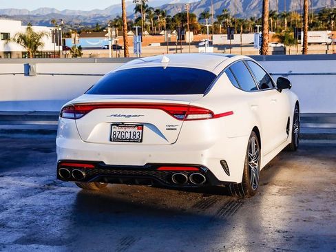 Used 2022 Kia Stinger GT2 image 9