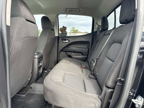 Used 2018 Chevrolet Colorado LT w/ LT Convenience Package image 24