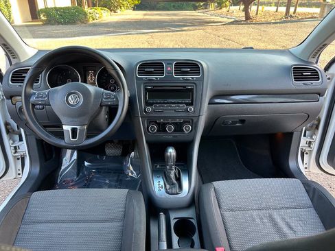 Used 2013 Volkswagen Jetta S FWD image 39