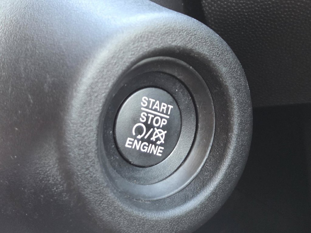 Used 2023 RAM ProMaster 2500 FWD image 30