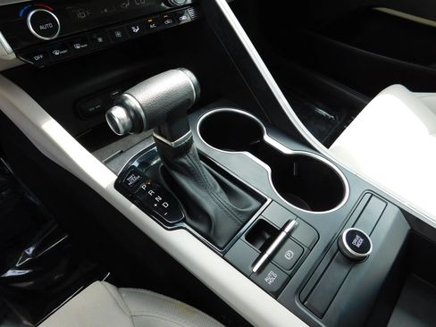 Used 2022 Kia K5 LXS FWD image 19