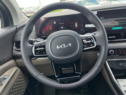 New 2026 Kia Carnival SX FWD image 17