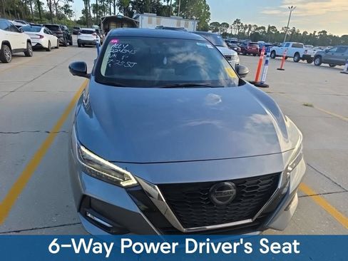 Used 2023 Nissan Sentra SR w/ SR Premium Package FWD image 11
