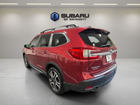 Certified 2025 Subaru Ascent Limited w/ Popular Package #1 AWD/4WD image 3