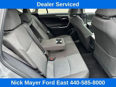 Used 2025 Toyota RAV4 XLE AWD/4WD image 17