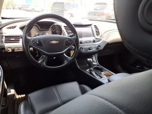Used 2016 Chevrolet Impala LT w/ Convenience Package FWD image 27