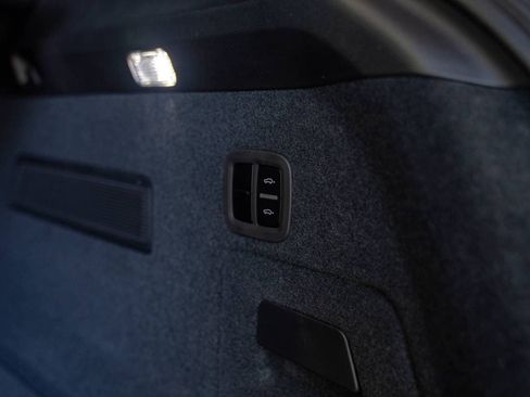 New 2026 Porsche Cayenne S image 32