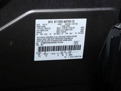 Used 2019 Ford Edge Titanium w/ Equipment Group 301A AWD/4WD image 22