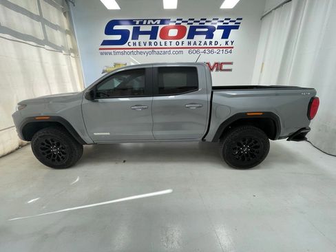 Used 2026 GMC Canyon Elevation image 7