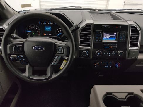 Used 2015 Ford F150 XLT AWD/4WD image 22