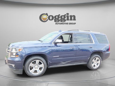 Used 2019 Chevrolet Tahoe Premier AWD/4WD image 1