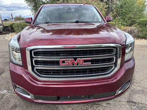 Used 2020 GMC Yukon SLT AWD/4WD image 3