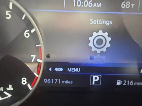 Used 2015 Nissan Murano S w/ Navigation Package AWD/4WD image 13