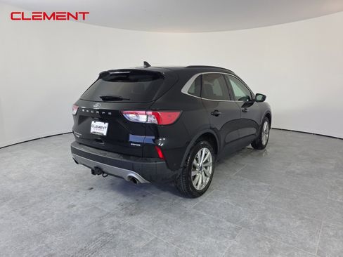 Certified 2022 Ford Escape Titanium w/ Titanium Elite Package image 6