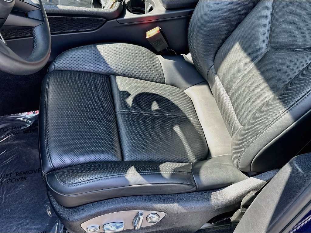 Certified 2026 Porsche Macan AWD/4WD image 22
