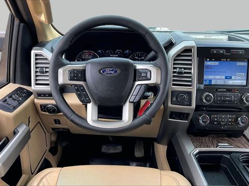 Used 2017 Ford F250 Lariat w/ FX4 Off-Road Package AWD/4WD image 6