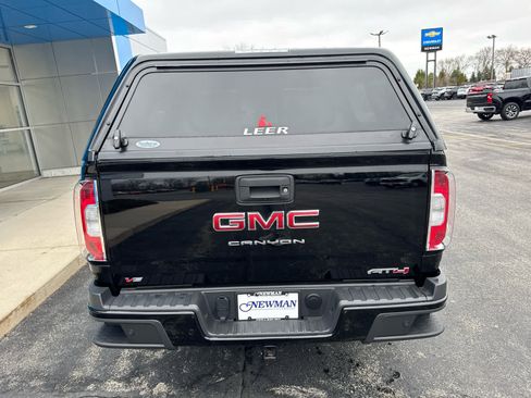 Used 2022 GMC Canyon AT4 w/ Driver Alert Package AWD/4WD image 8
