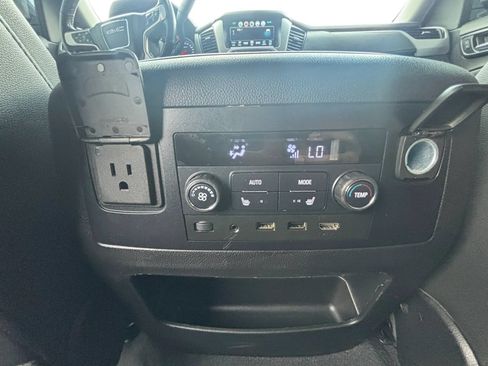 Used 2019 GMC Yukon SLT w/ Premium Edition AWD/4WD image 22